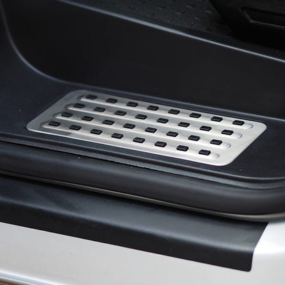 Für VW T6 Caravelle Style Full Step Set inkl. Fahrer-, Beifahrer- und Seitenschiebetür, perfekt für den Campervan-Umbau, Transporter-Logo-LED