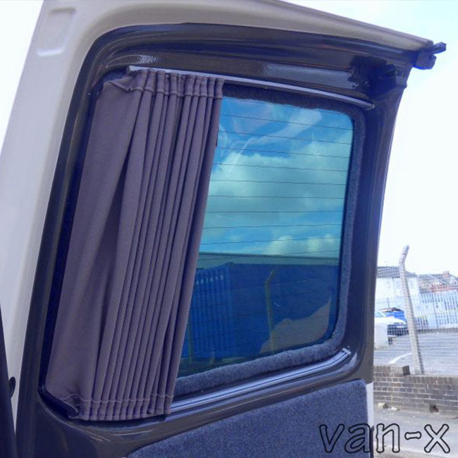 Für Citroen Dispatch Premium 2 x Seitenfenster, 1 x Flügeltorvorhang Van-X