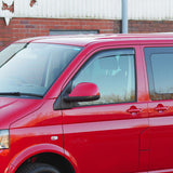 VW T5, T5.1 Transporter con deflettori d'aria colorati