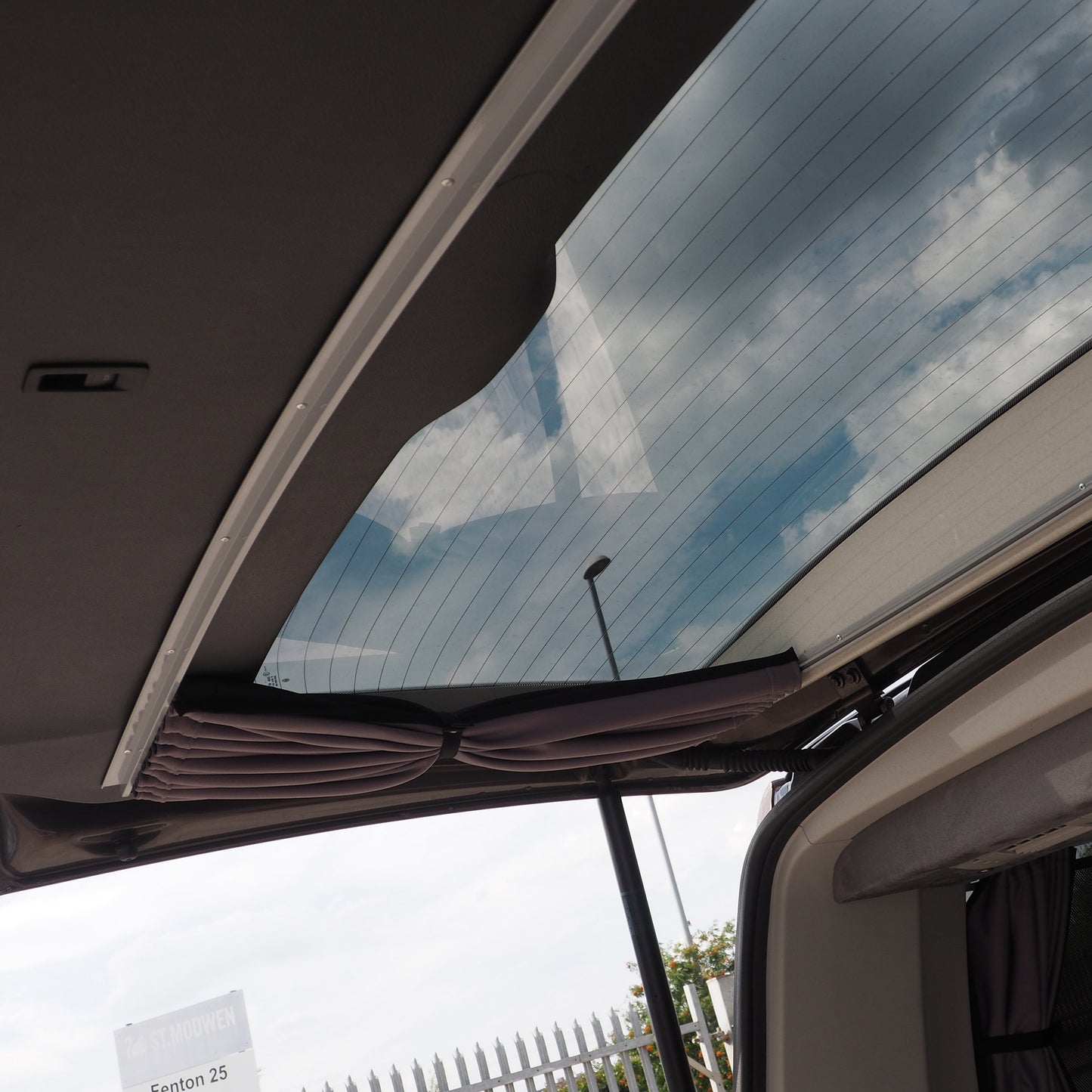 Für VW Volkswagen T5 Premium 1 x Heckklappen-Fenstervorhang Van-X